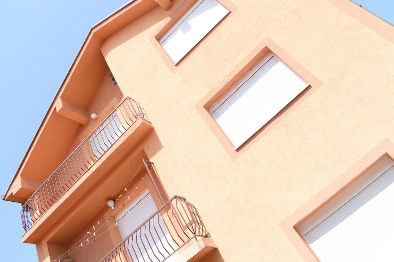Apartments Holiday 브라네 외부 사진