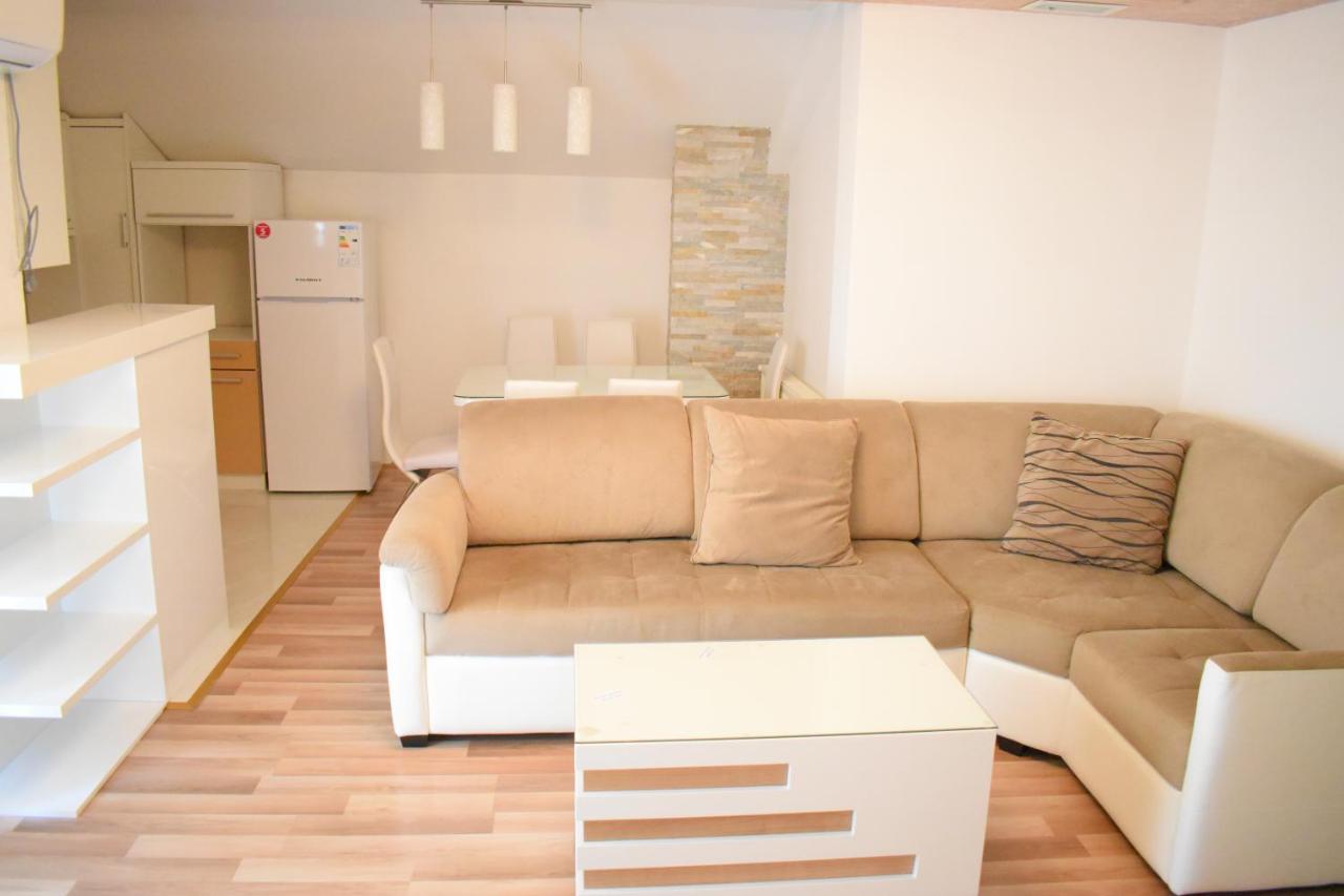 Apartments Holiday 브라네 외부 사진