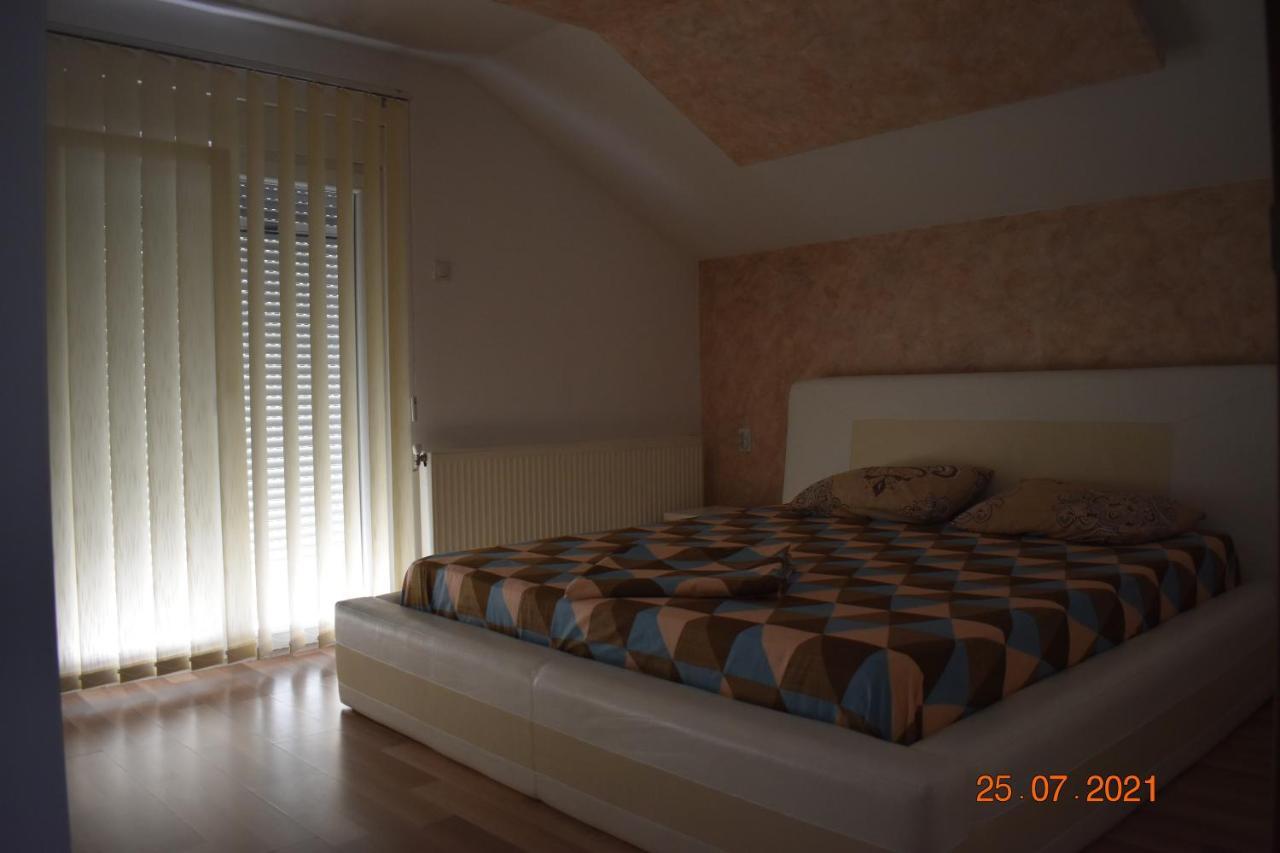 Apartments Holiday 브라네 외부 사진