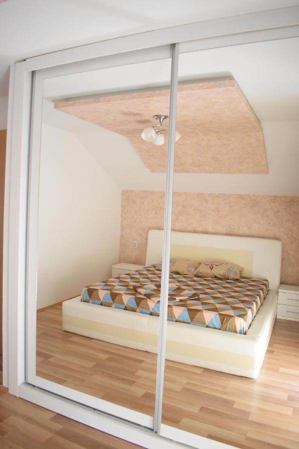 Apartments Holiday 브라네 외부 사진